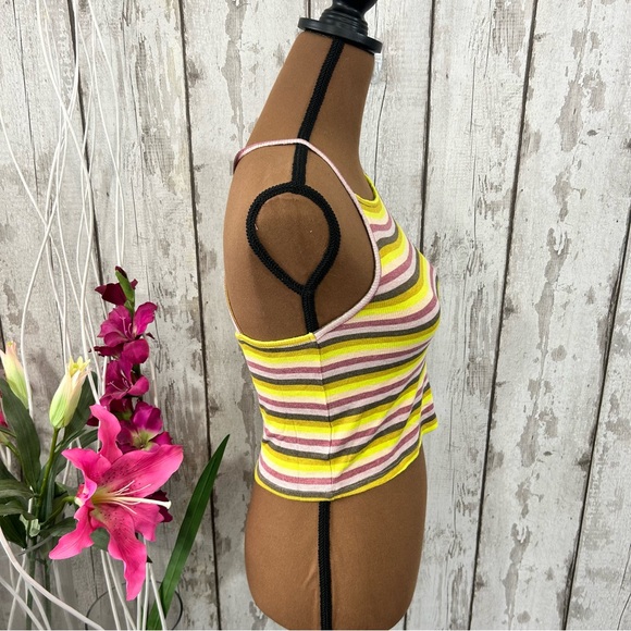 RVCA - NWT Hattrick Ribbed Crop Top - Picture 8 of 12